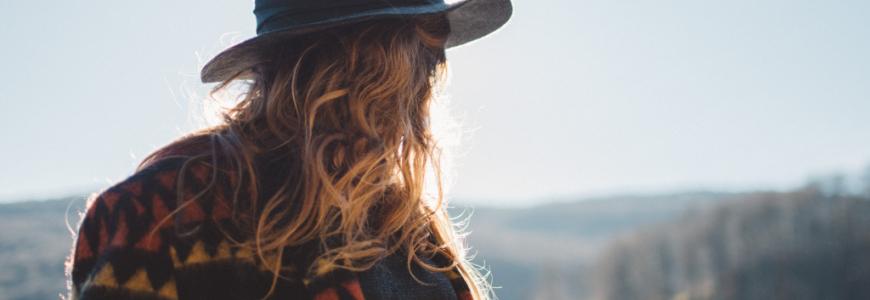 Les chapeaux tendances et vintage pour femmes 